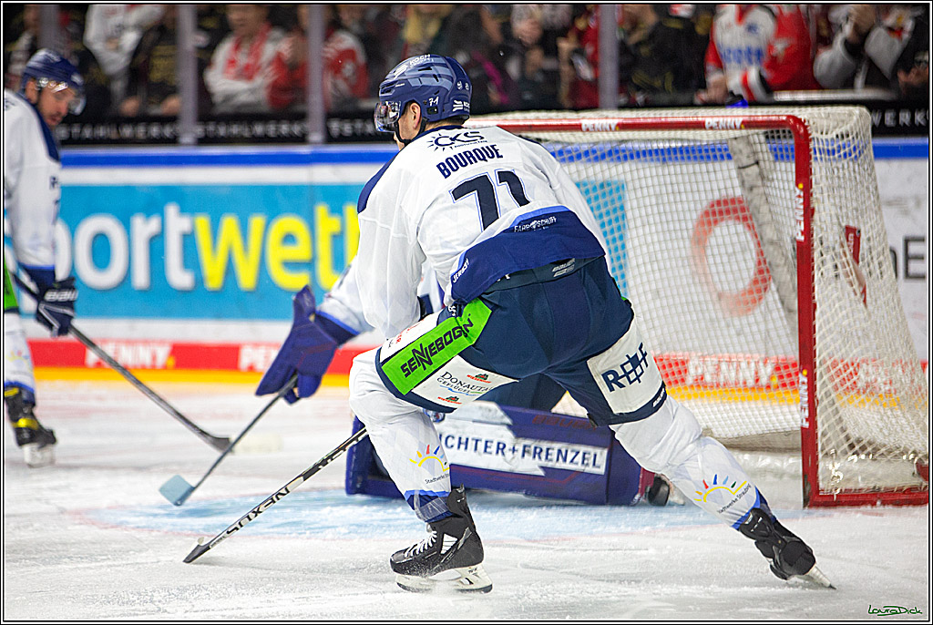 PENNY DEL; Koelner Haie- Straubing Tigers; Koeln, 28.12.2022